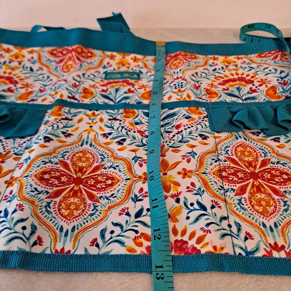 Pioneer Woman Folk Geo Gardening Apron Ladies One Size Fits Most Floral Green